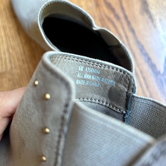 NEW C Est. 1946 Tan Suede Women’s Booties - Picture 7 of 7